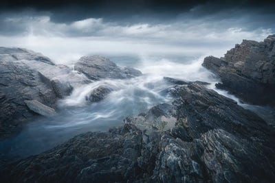 Storm Coming by Fredrik Strømme canvas print