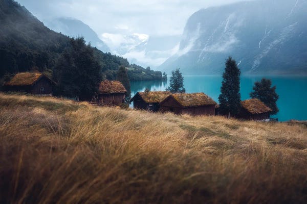 Cabins: Glacierlake Farm by Fredrik Strømme