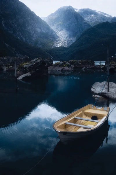 Fredrik Strømme: The Lonely Boat by Fredrik Strømme