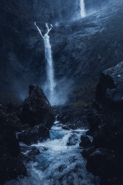 Norway: Dark Giants by Fredrik Strømme