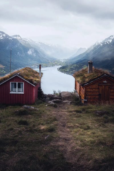 Cabins: Cabins With A View by Fredrik Strømme