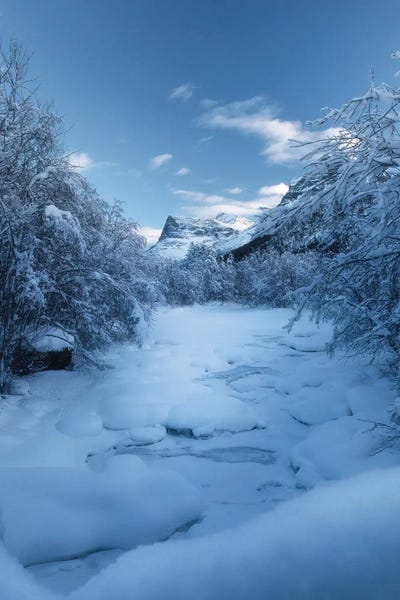 Norway: Frozen River by Fredrik Strømme