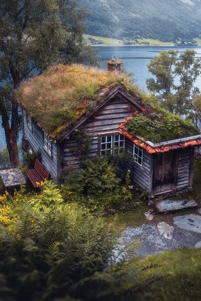 Cabins: Cabin By The Lake by Fredrik Strømme