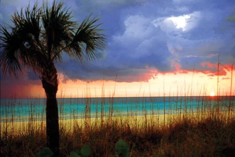 Cloudy Sunset, Siesta Key, Sarasota County, Florida, USA