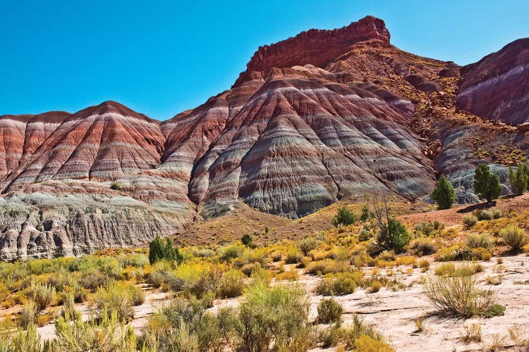 USA, Utah, Paria. View along trail to ghost town