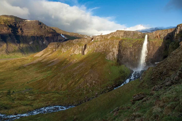 Grundarfoss, Grundarfjordur, Snaefellsnes Peninsula, Vesturland, Iceland