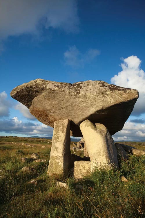 Kilcooney Dolmen II, County Donegal, Ulster Province, Republic Of Ireland