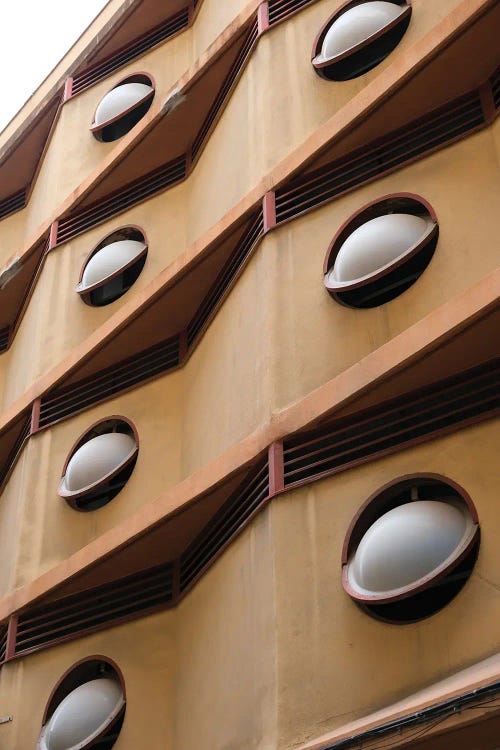 Eye Building