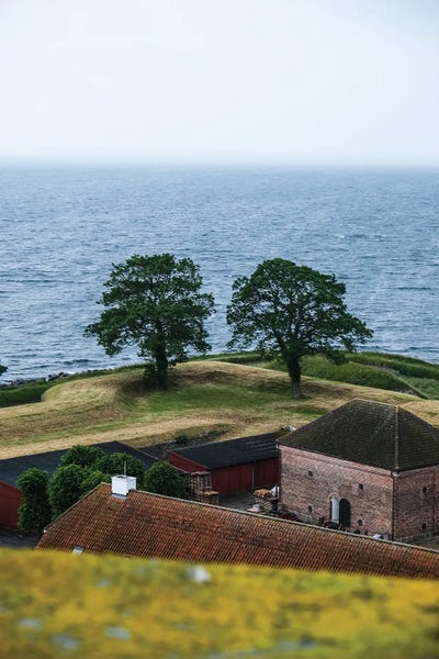 Coastal Villages & Towns: Land's End, Sea's Beginning by Gilliard Bressan