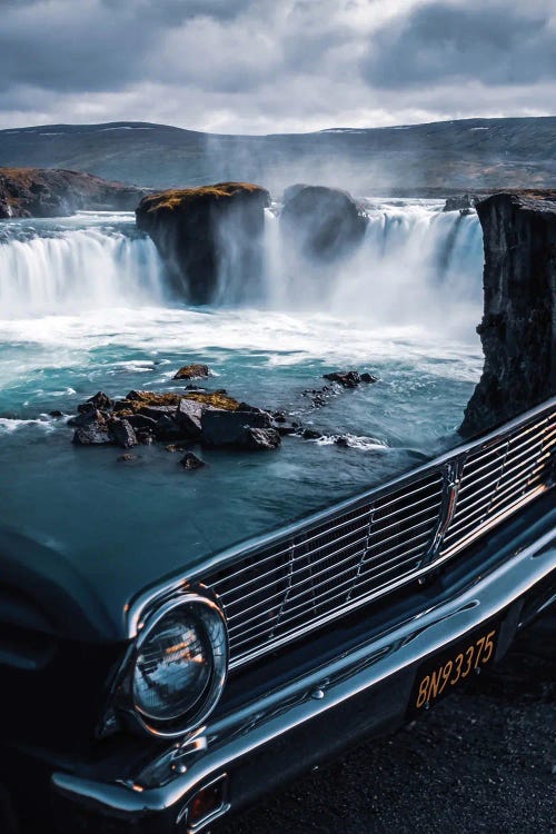 Classic Car Green Waterfall