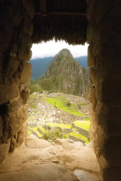 Wonders Of The World: Machu Picchu - Peru by Glauco Meneghelli