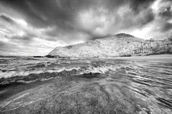 Glauco Meneghelli: Undertow by Glauco Meneghelli