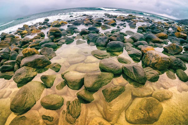 Glauco Meneghelli: Restless Coastline by Glauco Meneghelli