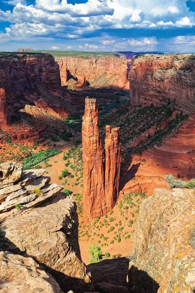 George Oze: Spider  Rock Canyon de Chelly, Arizona by George Oze