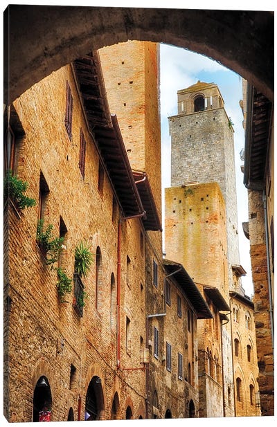 Tower In San Gimignano, Tuscany, Italy Canvas Art Print - George Oze