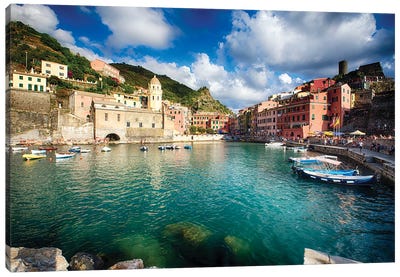 Vernazza  Harbor, Cinque Terre, Liguria, Italy Canvas Art Print - George Oze