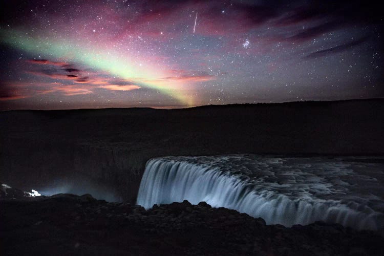 Aurora Borealis, Shooting Star, Rising Moon