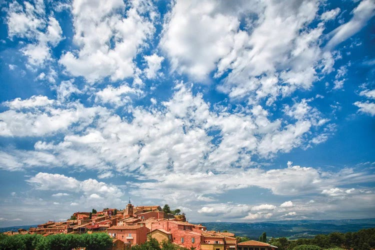 France, Provence, Roussillon, village view