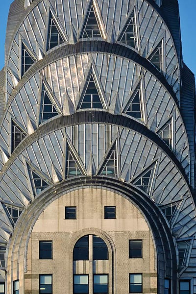 Manhattan: Chrysler Building by Graffi*Tee Studios