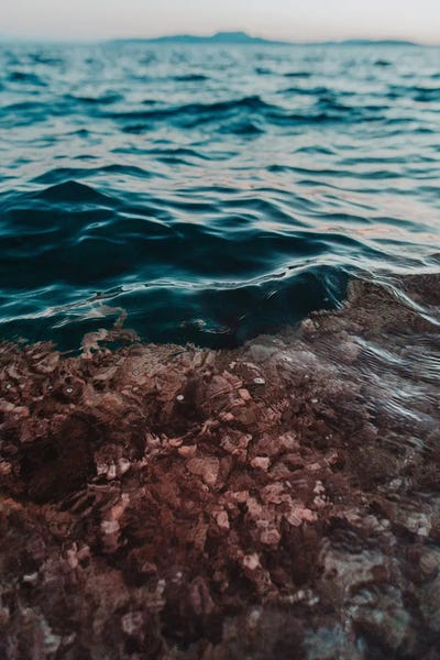 Rothko Inspired Photography: Water II by Sebastian Hilgetag