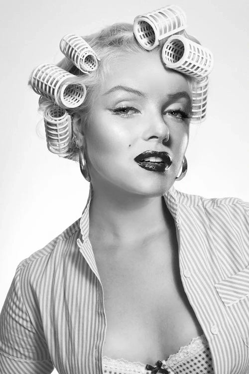 Marilyn In Hot Rollers