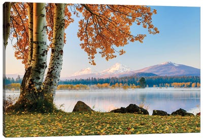 USA, Oregon, Bend, Fall at Black Butte Ranch in Central Oregon II Canvas Art Print