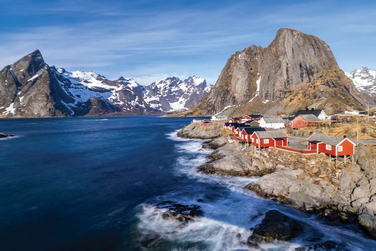 Norway, Lofoten Islands Hamnoy (Reine), Red Rorbuer (Fishermen's Cottages)