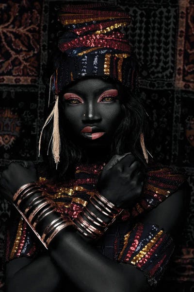 Large Photography - Canvas Prints: Nefertiti by Harry Odunze