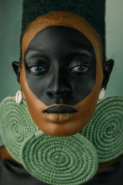 Large Photography - Canvas Prints: Nerfertiti by Harry Odunze