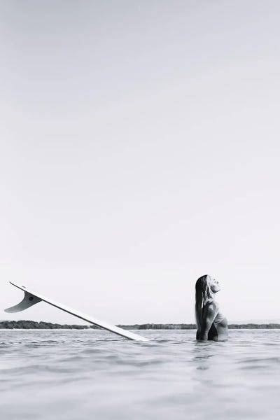 Minimalist Photography: Fin Up by Hannah Prewitt