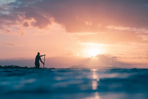 Minimalist Photography: Sunset Sup by Hannah Prewitt