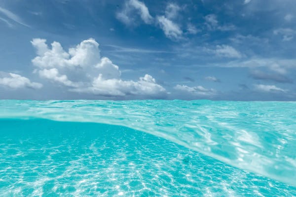 Minimalist Photography: Turquoise by Hannah Prewitt