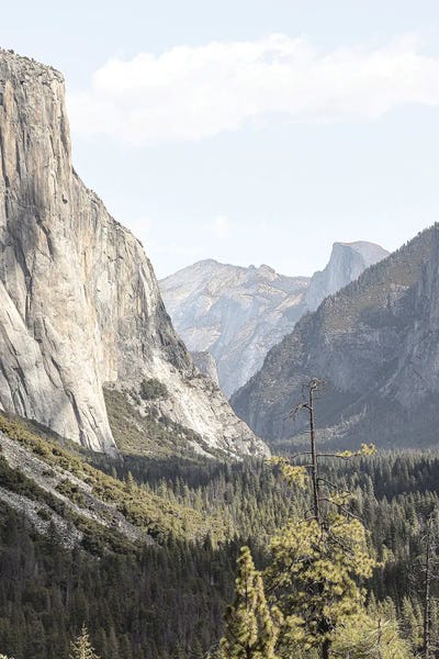 Take A Hike: Yosemite National Park by Henrike Schenk