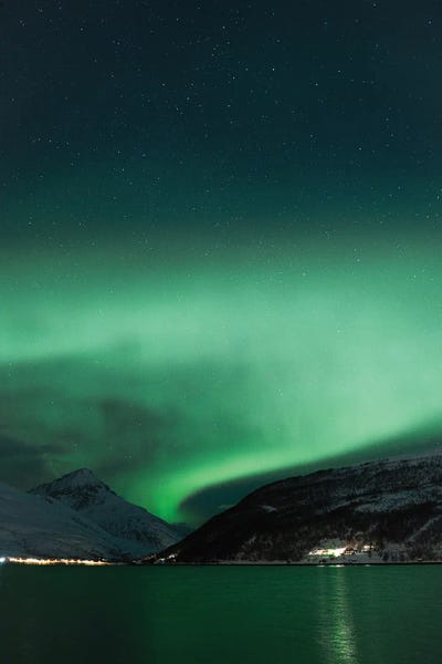 Aurora Borealis: Aurora Borealis by Henrike Schenk