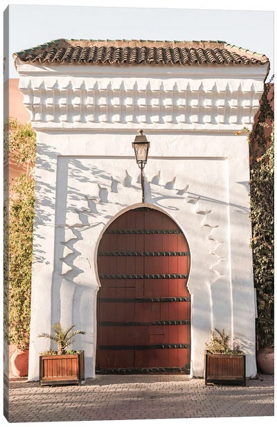 White Entrance In Marrakech Canvas Art Print - Morocco