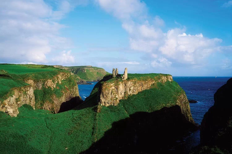 Co Antrim, Dunserverick Castle, Near White Park Bay