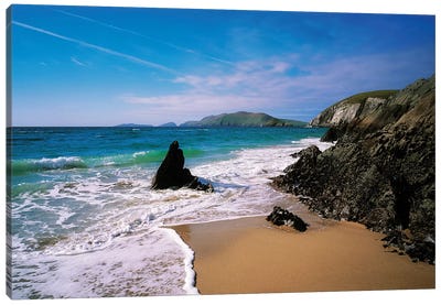 Dingle Peninsula, Slea Head,Coumenoole Beach, Blasket Islands Background,Co Kerry,Ireland. Canvas Art Print
