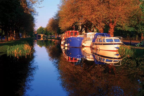 Dublin: Dublin, Grand Canal, by Irish Image Collection
