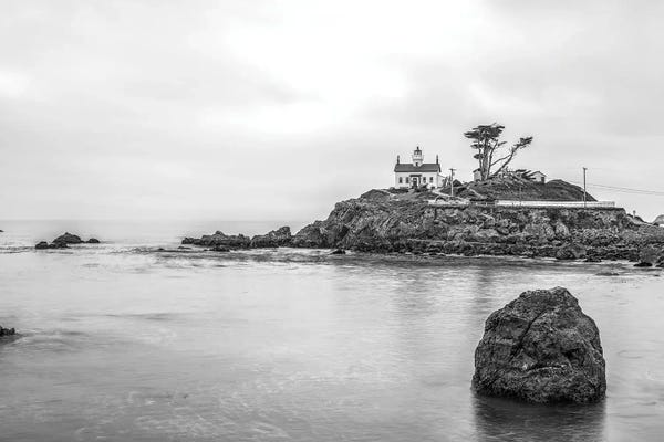Battery Point Lighthouse - Classic Coastal Monochrome