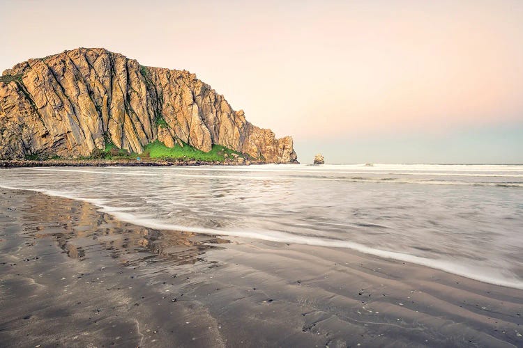 Morro Rock By The Seaside