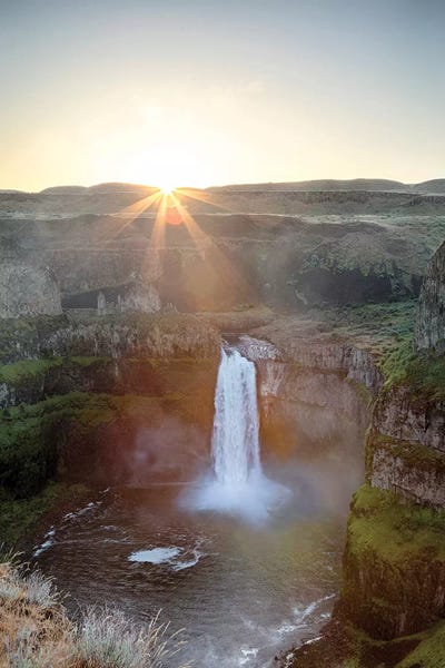 Washington: Palouse Falls at sunrise, Washington State, Palouse Falls State Park, by Jamie & Judy Wild