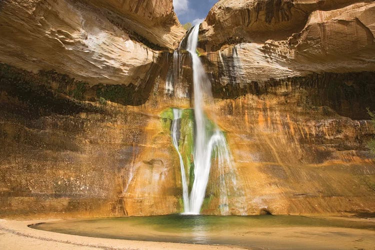 Lower Calf Creek Falls, Grand Staircase-Escalante National Monument, Utah, USA