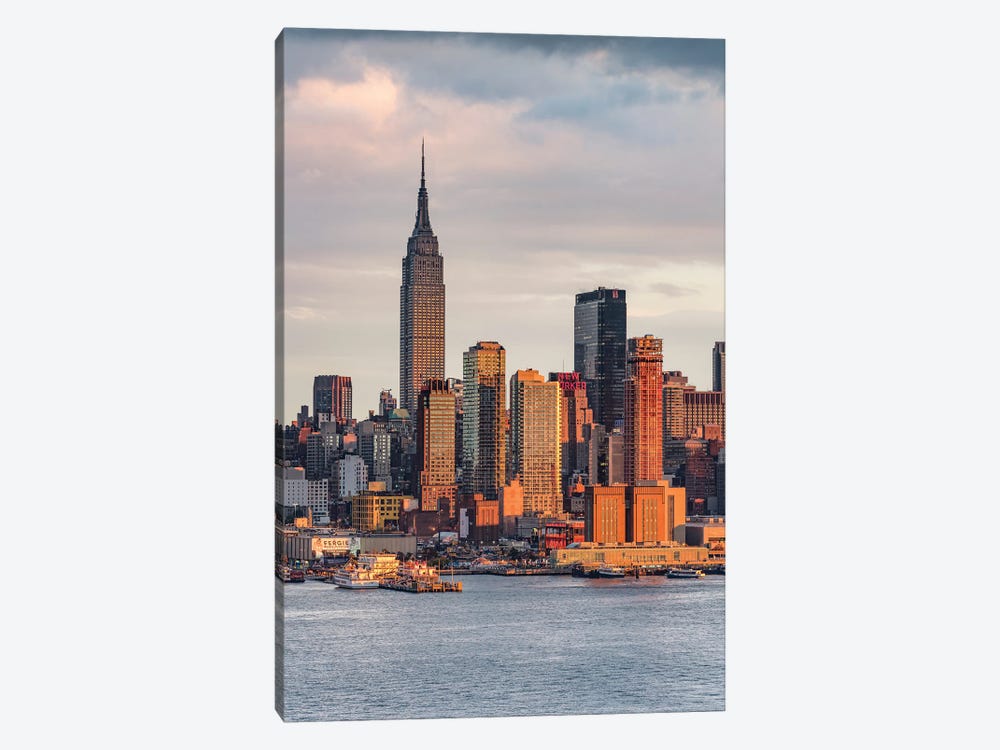Empire State Building Seen From New Jersey by Jan Becke 1-piece Canvas Art Print