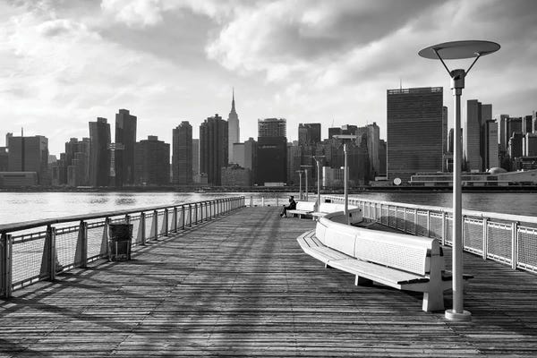 Queens: Gantry Plaza State Park In Queens, New York City, Usa by Jan Becke
