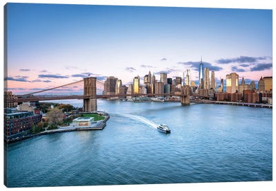 Brooklyn Bridge And Lower Manhattan Skyline On A Winter Morning Canvas Art Print - New York City Skylines