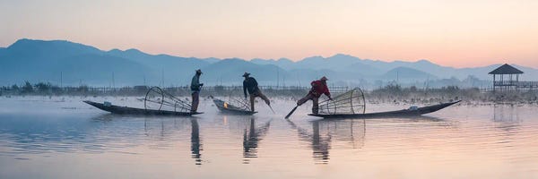 Burma (Myanmar): Traditional Intha Fishermen, Inle Lake, Myanmar by Jan Becke