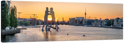 Panoramic View Of The Spree River At Sunset With Molecule Man Sculpture And Berlin Television Tower (Fernsehturm Berlin) Canvas Art Print - Berlin Art