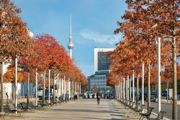 Berlin: Berlin Government District (Berlin Regierungsviertel) And Paul-Löbe-Allee In Autumn by Jan Becke