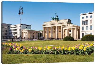 Brandenburg Gate (Brandenburger Tor) At The Pariser Platz In Spring Canvas Art Print - Berlin Art