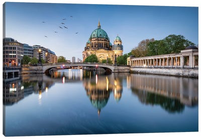 Berlin Cathedral (Berliner Dom) Along The Spree River Canvas Art Print